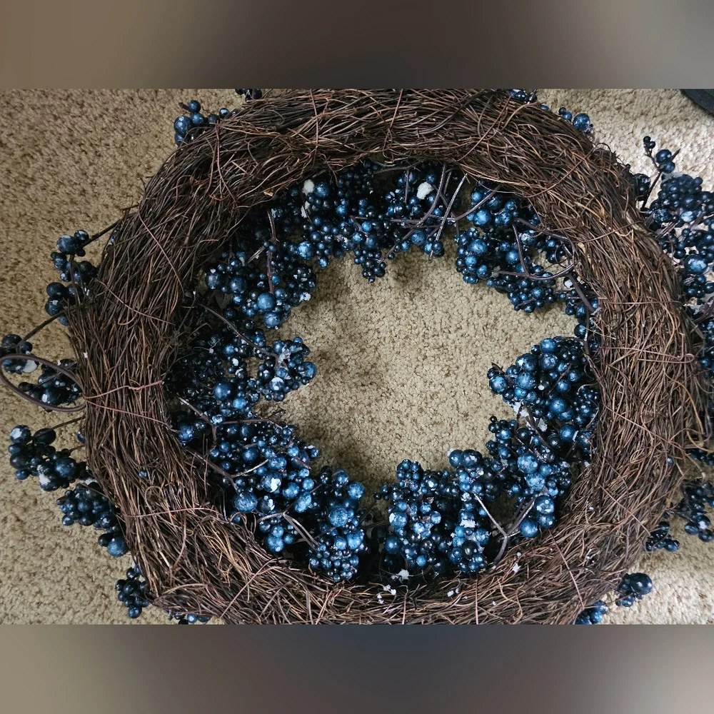 Blueberry 🫐 frosted Snow Wreath ❄️